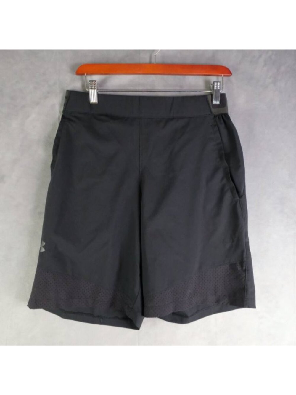 Under Armour Shorts Mens Medium Black HeatGear Armour Fitted Athletic